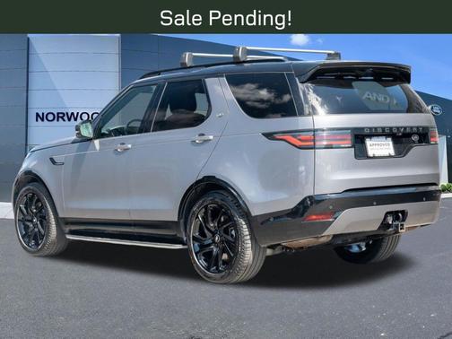 Eiger Grey 2023 Land Rover Discovery P360 HSE R-Dynamic