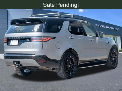 Eiger Grey 2023 Land Rover Discovery P360 HSE R-Dynamic