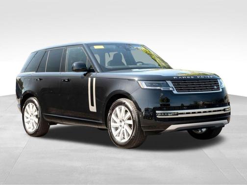 2025 Land Rover Range Rover P400 SE