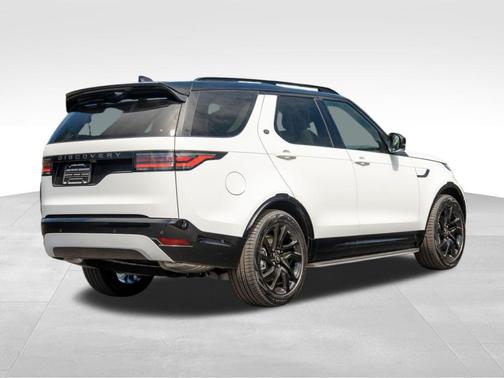 2025 Land Rover Discovery P300 Dynamic SE
