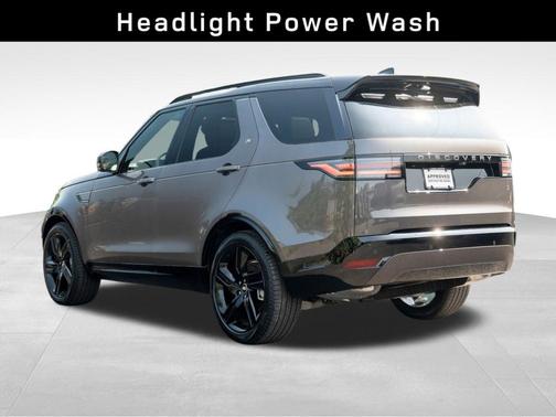 2024 Land Rover Discovery P300 Dynamic SE