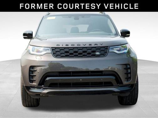 2024 Land Rover Discovery P300 Dynamic SE