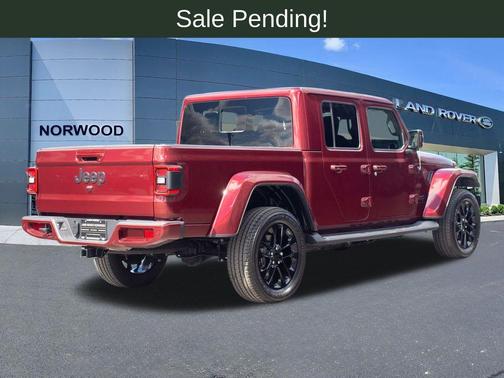 Snazzberry Pearlcoat 2021 Jeep Gladiator Overland