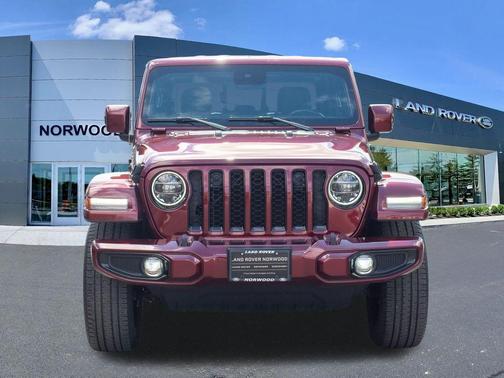 Snazzberry Pearlcoat 2021 Jeep Gladiator Overland