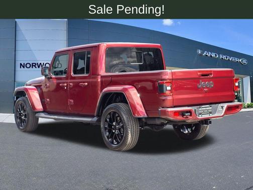 Snazzberry Pearlcoat 2021 Jeep Gladiator Overland