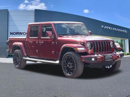 Snazzberry Pearlcoat 2021 Jeep Gladiator Overland