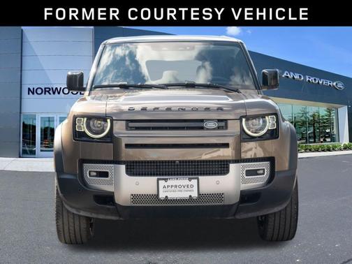 Gondwana Stone 2025 Land Rover Defender P300