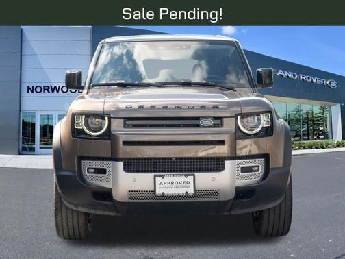 Gondwana Stone 2025 Land Rover Defender P300