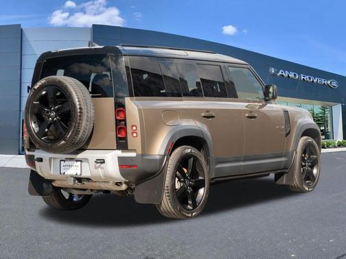 Gondwana Stone 2025 Land Rover Defender P300