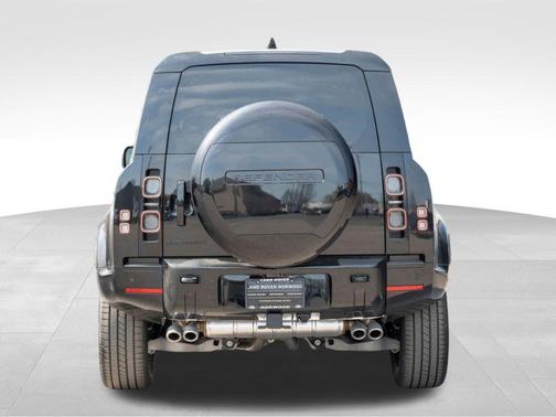 2025 Land Rover Defender P525 V8