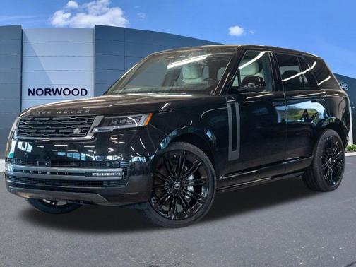 Santorini Black 2025 Land Rover Range Rover P400 SE