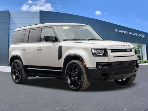 2026 Land Rover Defender P400 X-Dynamic SE