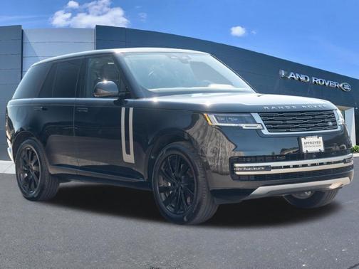 Santorini Black 2026 Land Rover Range Rover P400 SE