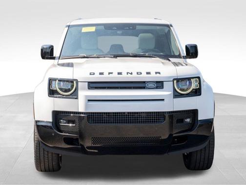 2025 Land Rover Defender P400 X-Dynamic SE