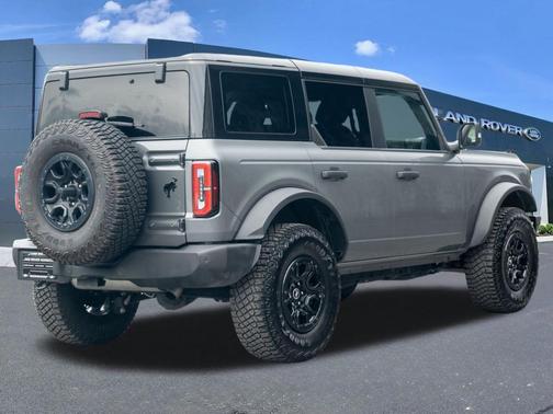 Gray Metallic 2024 Ford Bronco Wildtrak