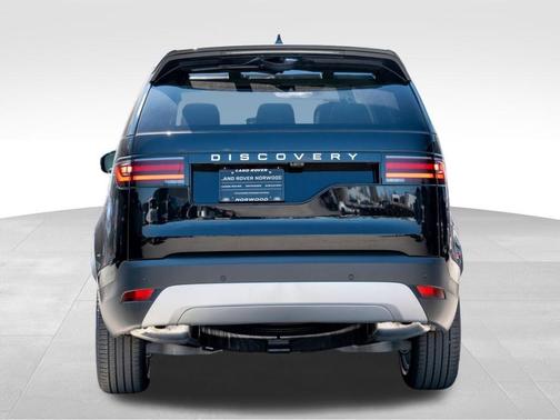 2025 Land Rover Discovery P300 S