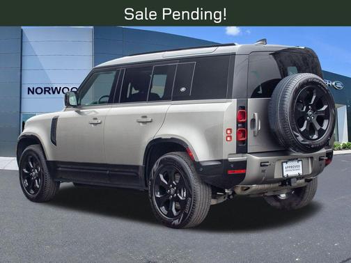 Silicon Silver 2024 Land Rover Defender 110 X-Dynamic SE