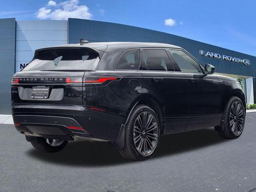 Santorini Black 2026 Land Rover Range Rover Velar P400 Dynamic SE