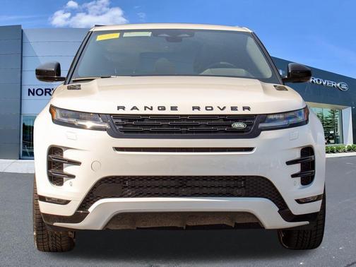 2024 Land Rover Range Rover Evoque Dynamic SE