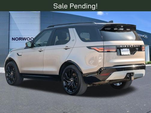 Lantau Bronze 2023 Land Rover Discovery P360 Metropolitan Edition