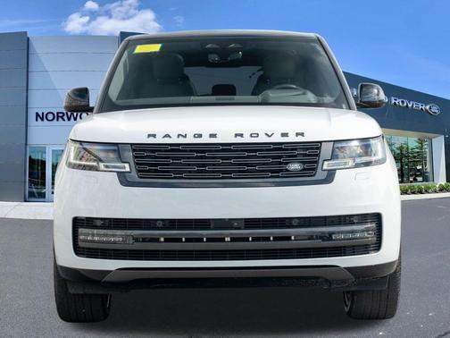 Fuji White 2026 Land Rover Range Rover P530 SE 7 Seat