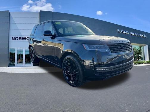 2026 Land Rover Range Rover P530 SE