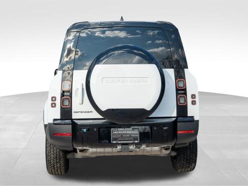 2026 Land Rover Defender 130 S