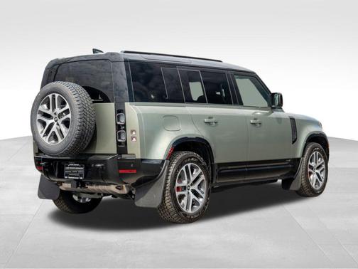 2025 Land Rover Defender P400 X