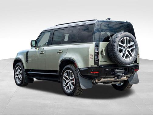2025 Land Rover Defender P400 X
