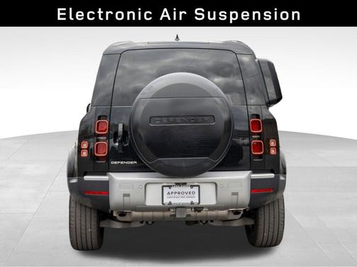 2024 Land Rover Defender P400 S