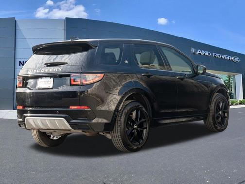 Santorini Black 2024 Land Rover Discovery Sport Core S