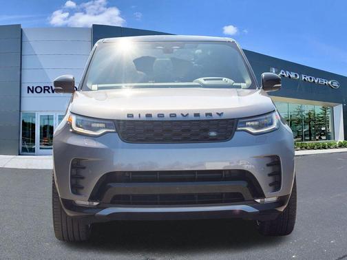 Eiger Grey 2025 Land Rover Discovery P360 Dynamic SE