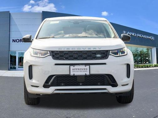 Fuji White 2025 Land Rover Discovery Sport S