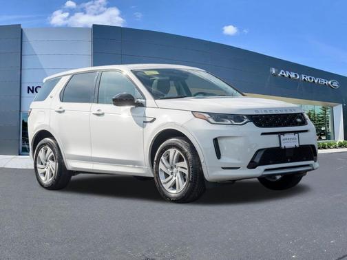 Fuji White 2025 Land Rover Discovery Sport S