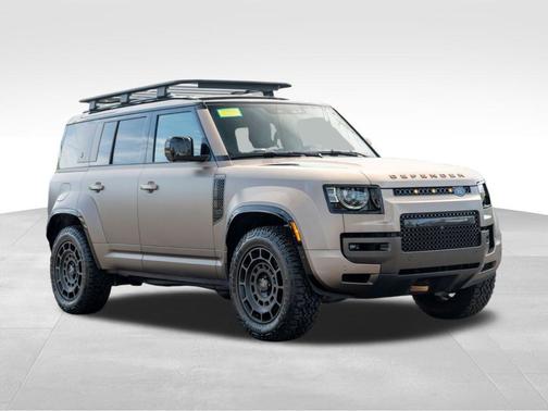2025 Land Rover Defender V8
