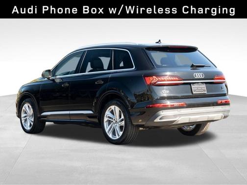 2022 Audi Q7 55 Premium Plus