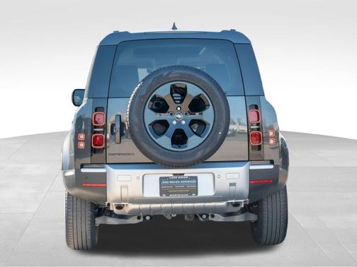 2025 Land Rover Defender P400 S