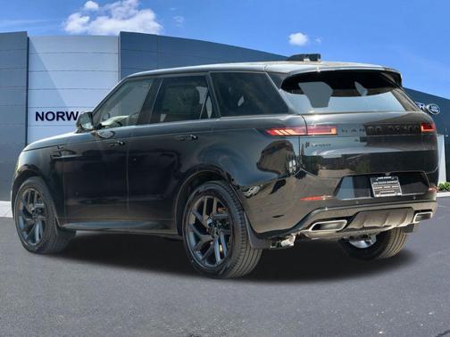 Santorini Black 2026 Land Rover Range Rover Sport P400 Dynamic SE