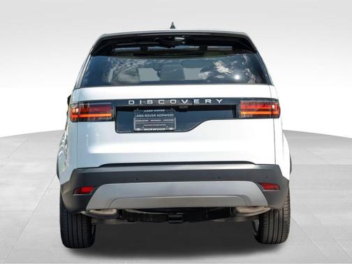 2025 Land Rover Discovery P300 S