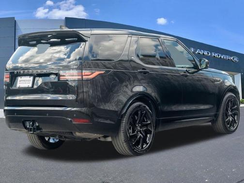 Santorini Black 2023 Land Rover Discovery P360 S R-Dynamic