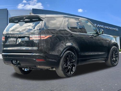 Santorini Black 2023 Land Rover Discovery P360 S R-Dynamic