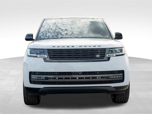2025 Land Rover Range Rover P400 SE 7 Seat