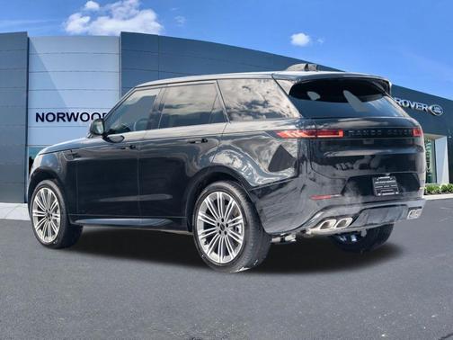 Santorini Black 2026 Land Rover Range Rover Sport P530 Dynamic SE