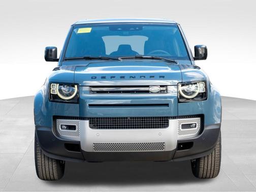 2025 Land Rover Defender P300