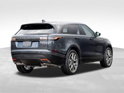2025 Land Rover Range Rover Velar P400 Dynamic SE
