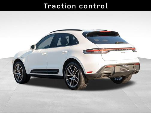 2023 Porsche Macan Base