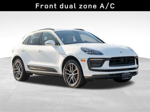 2023 Porsche Macan Base