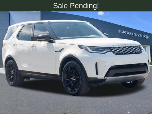 Fuji White 2025 Land Rover Discovery P300 S