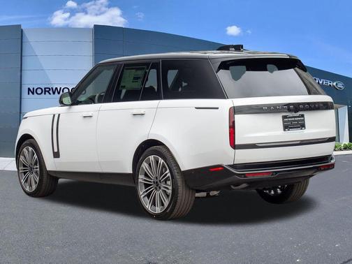 Ostuni Pearl White 2026 Land Rover Range Rover P400 SE