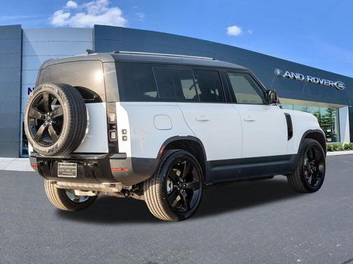 2026 Land Rover Defender 110 S